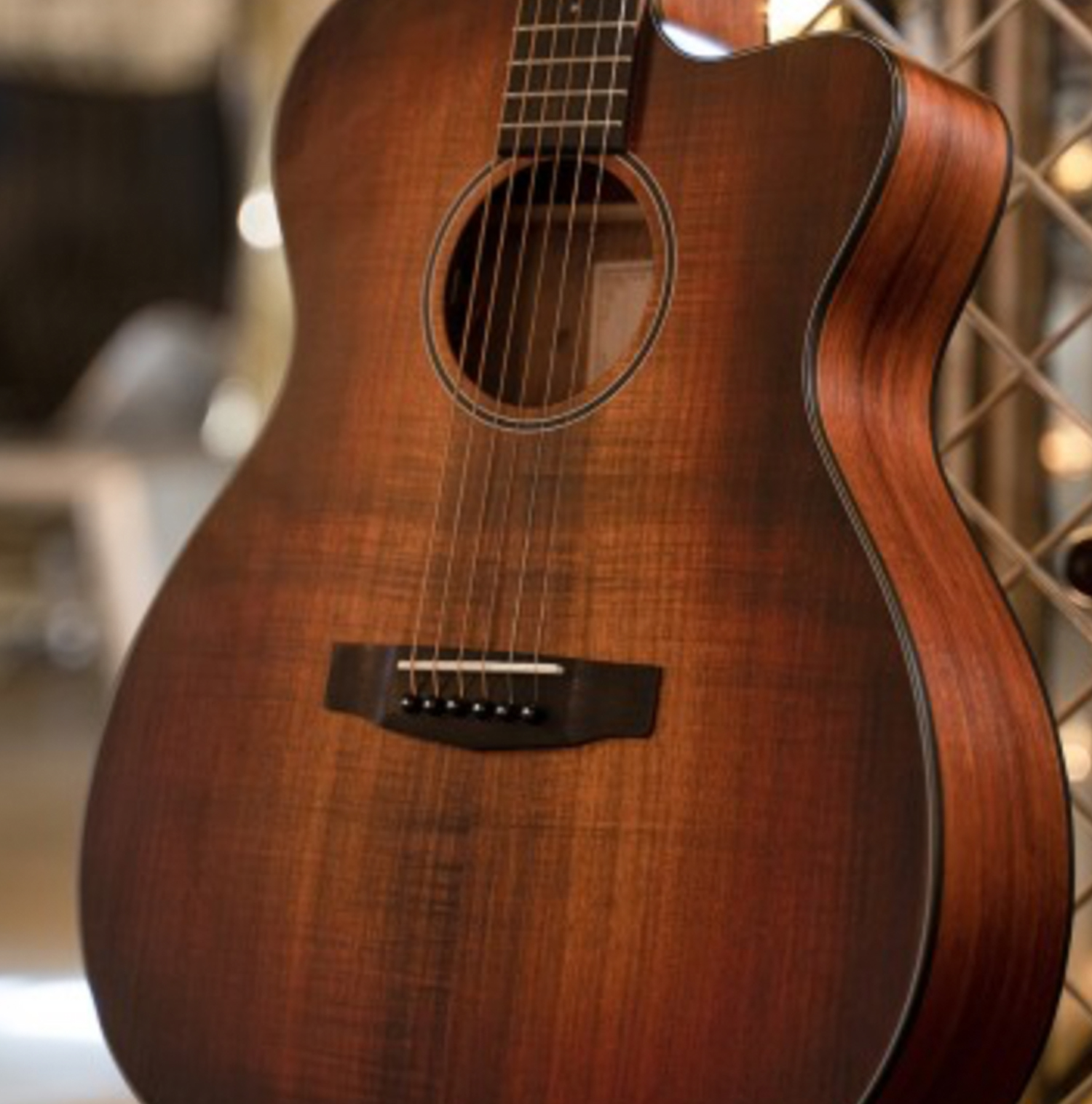 ALVAREZ MFA66CESHB All Solid Chitarra Acustica Spalla Mancante Elettrificata tutta in massello ALVAREZ MFA66CESHB All Solid Chitarra Acustica Spalla Mancante Elettrificata tutta in massello