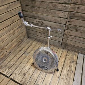 Low Volume 18" UFO China Cymbal With Stand USED! RKC9G280726